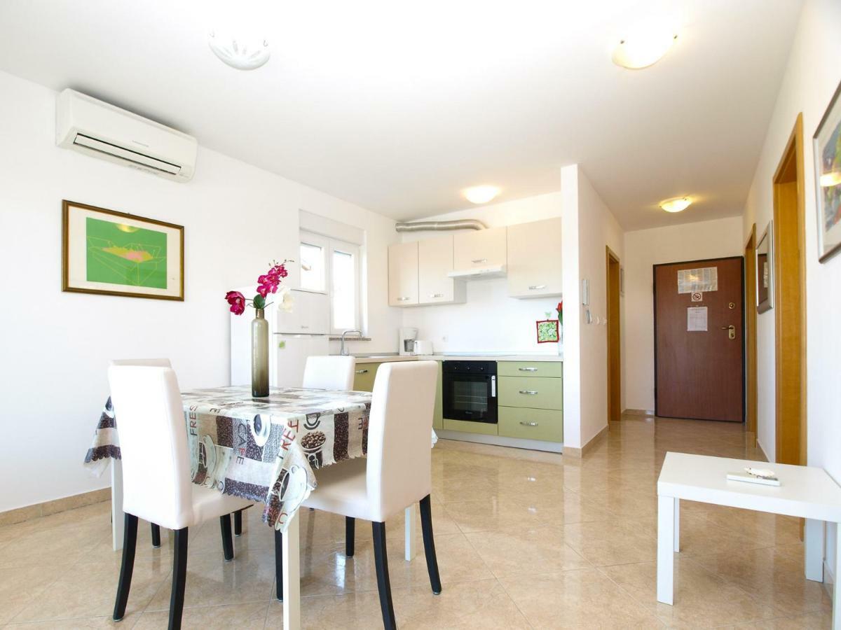 Apartments Majda 1932 فاجانا المظهر الخارجي الصورة